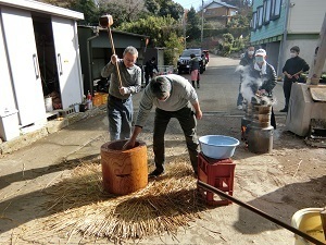 R3餅つき4.JPG